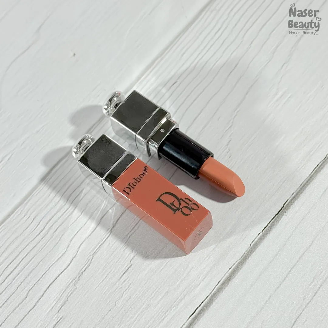 1 رژ لب جامد مات طرح دیور