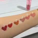 لیپ گلاس قلبی Qoiden Rose Make Up